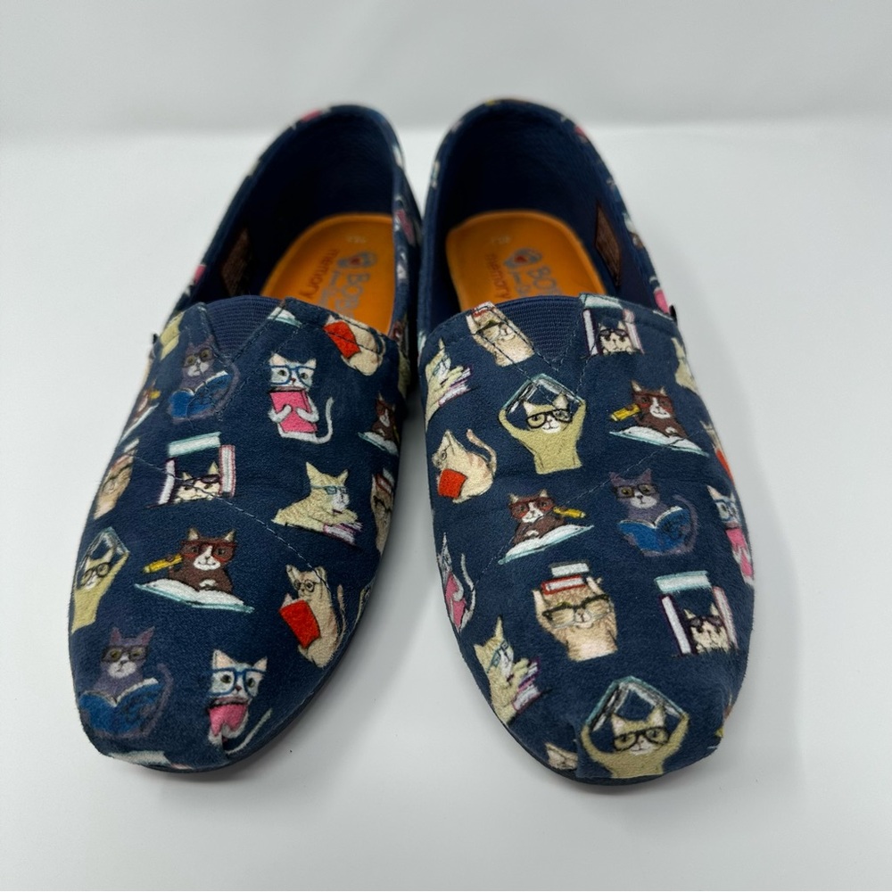 Skechers BOBS for Cats Blue Slip-On Shoes women’s 8.5. Cats with glasses, books